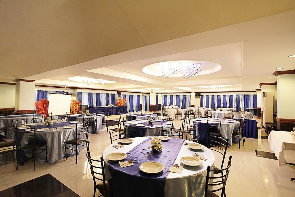 Holiday Plaza Hotel Tuguegarao City Exterior photo