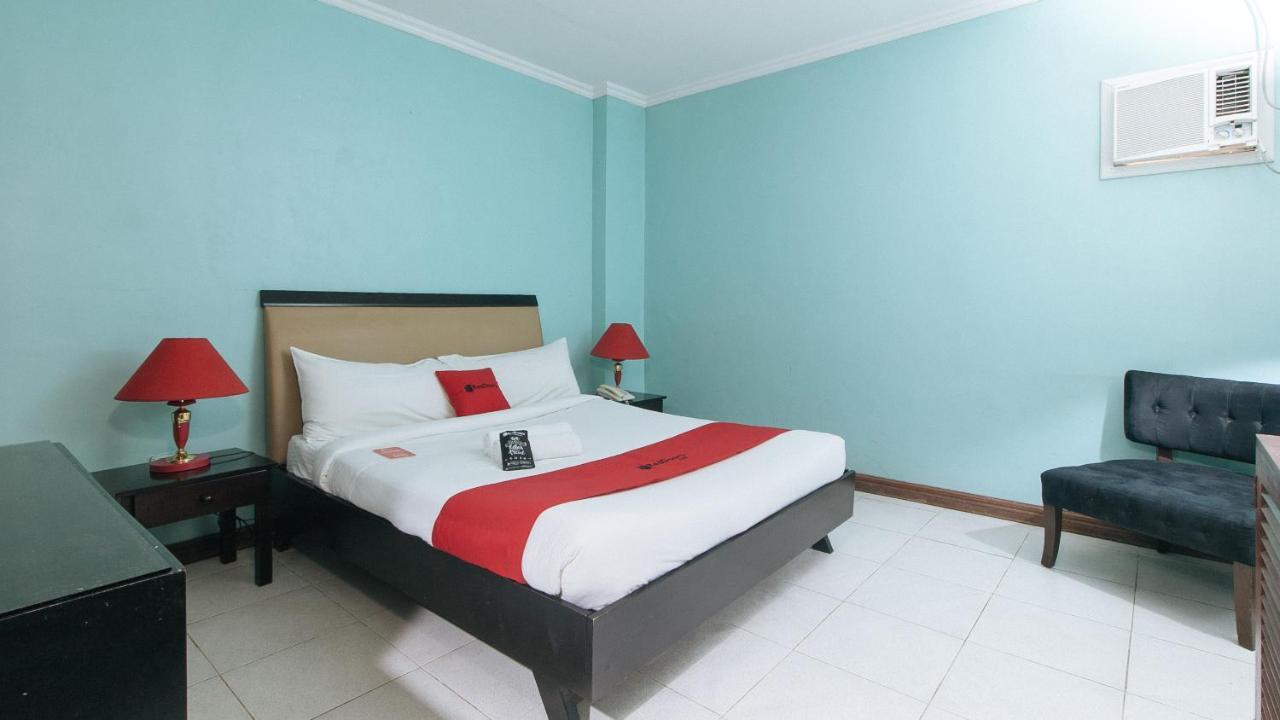 Holiday Plaza Hotel Tuguegarao City Exterior photo