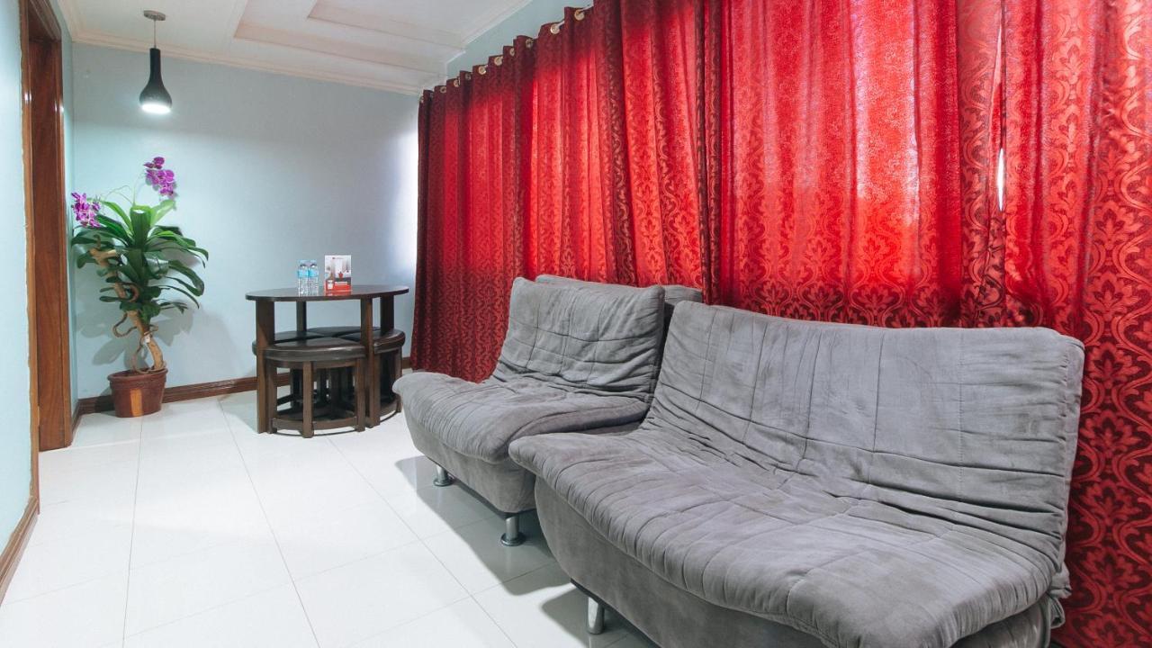 Holiday Plaza Hotel Tuguegarao City Exterior photo