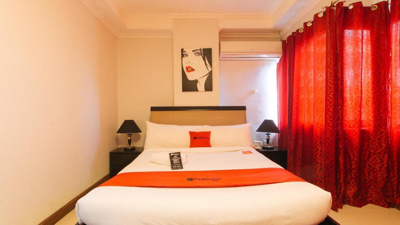 Holiday Plaza Hotel Tuguegarao City Exterior photo