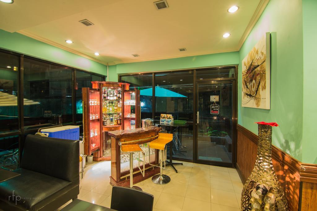 Holiday Plaza Hotel Tuguegarao City Exterior photo